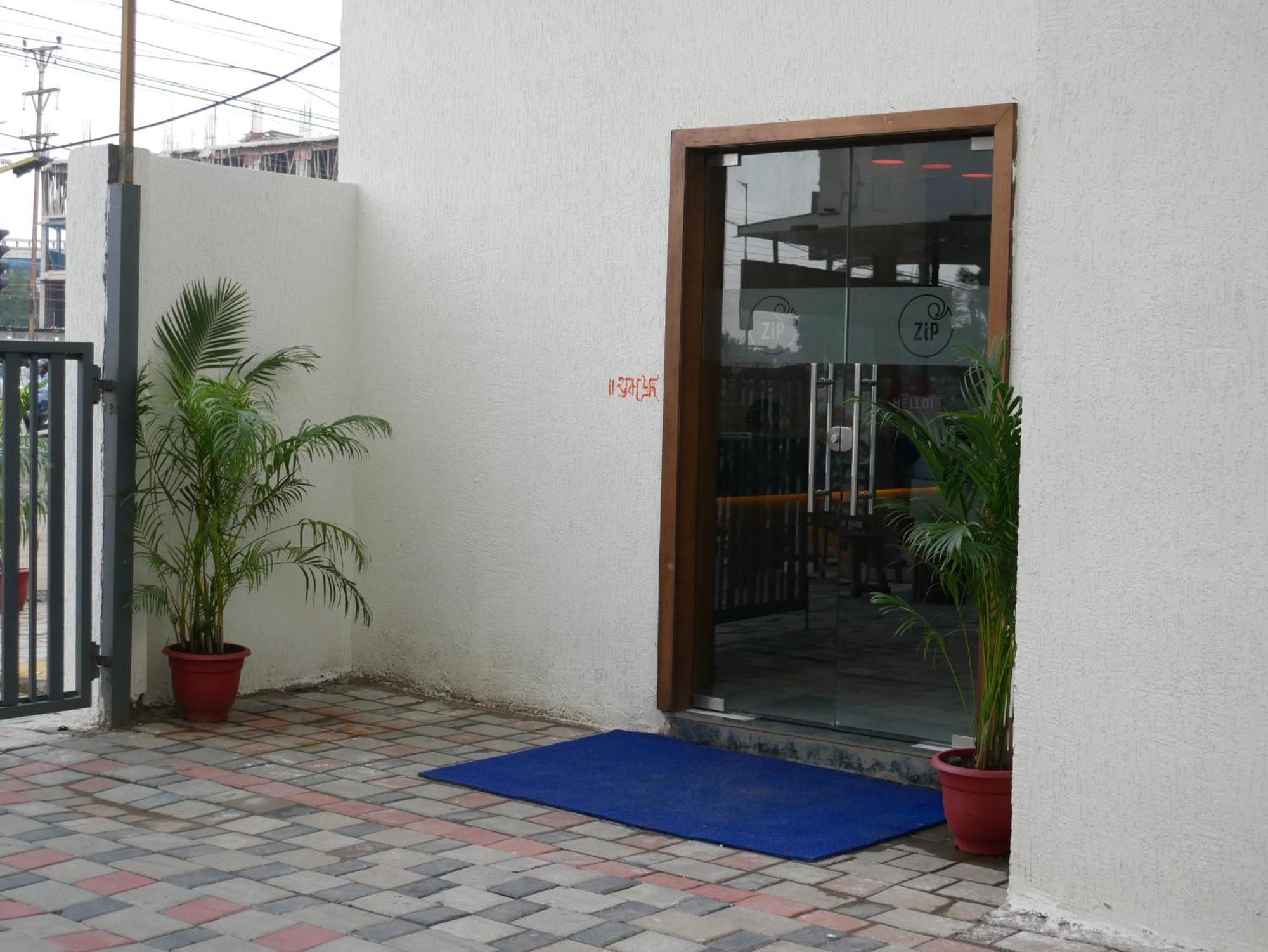 Zip By Spree Hotels Bhopal Exterior foto